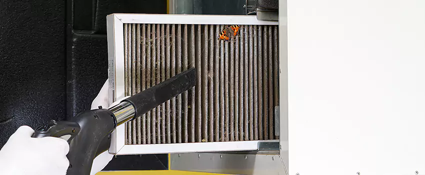 Clogged Air Duct Cleaning Process in Oak Ridge, FL